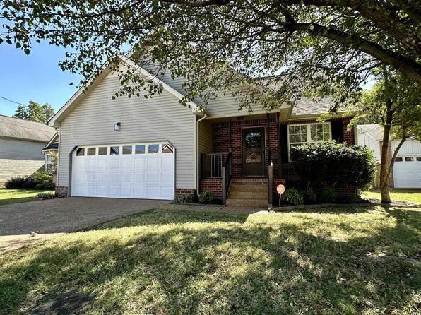 221 Wildgrove Ct, Antioch, TN 37013