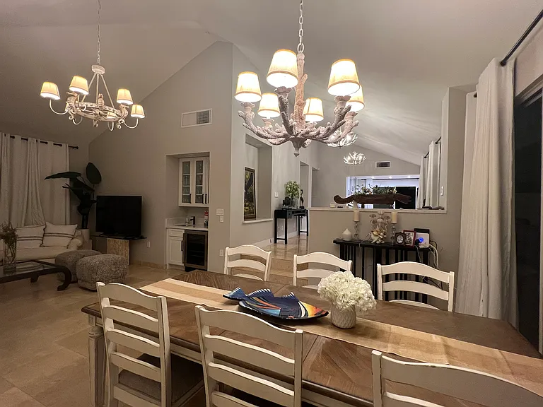 E Ikea Kai Pl — Photo 20