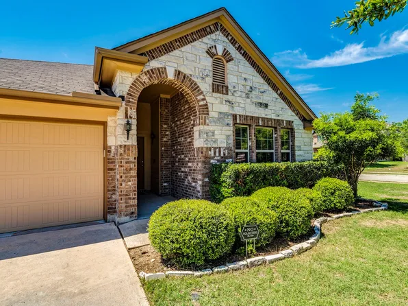 101 Beargrass Dr, Kyle, TX 78640