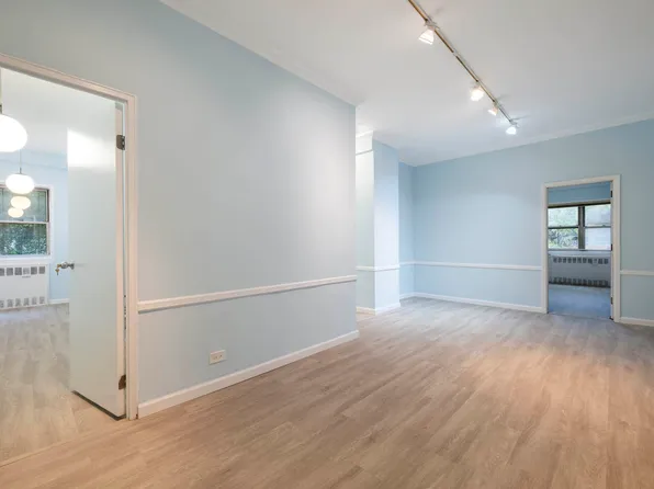 30 West 60th Street image 10 of 20