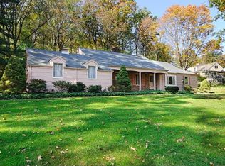 7 Gloucester Pl, Morristown, NJ 07960