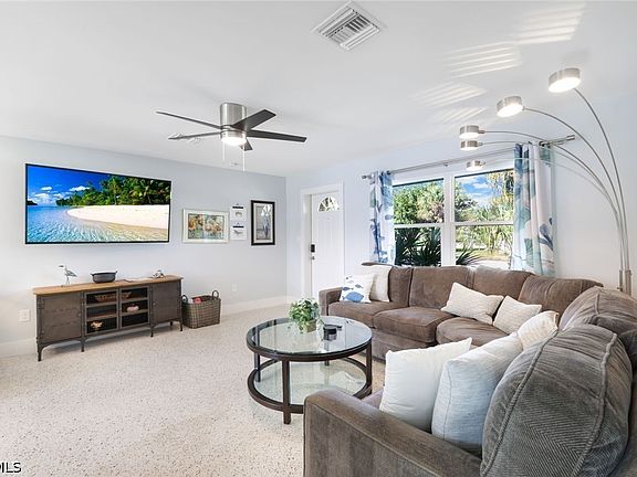 4th image of 24544 Kingfish St