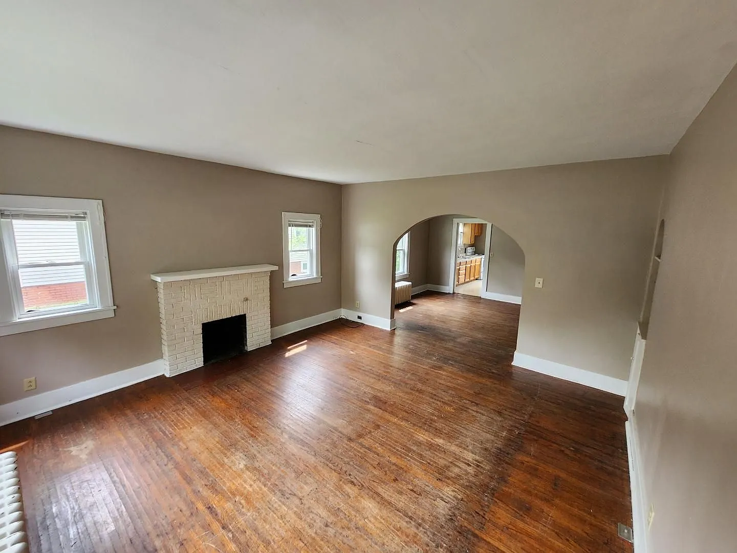 Pre-Leasing 2 Bedroom 1 Bathroom in West Lafayette — Photo 2