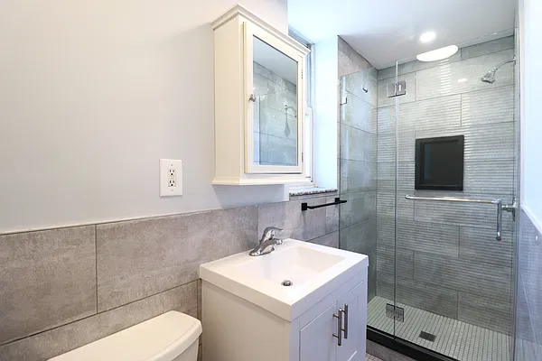 Rented by Brown Harris Stevens | media 7