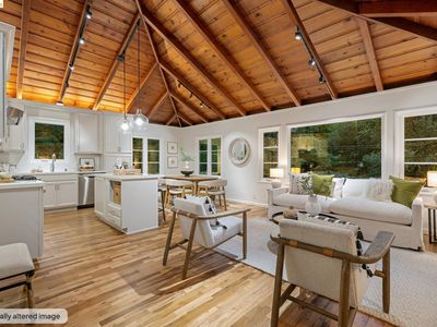 6308 Heather Ridge Way, Oakland, CA, 94611