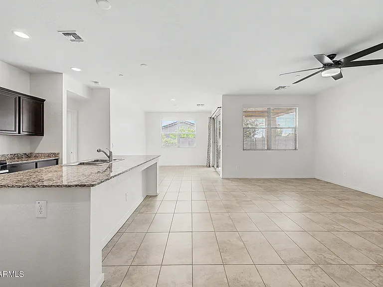 21415 W Holly St — Photo 16