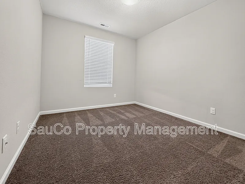 3 bed, 2.5 bath, 1548 sqft, $2,450 — Photo 4