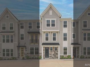 8923 Gateway Hts, Saint Louis, MO 63144