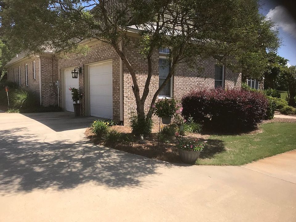 2nd image of 2594 Bittersweet Cir