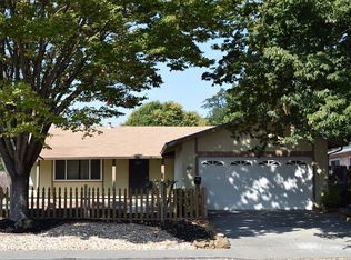 2125 Falcon Dr, Fairfield, CA 94533