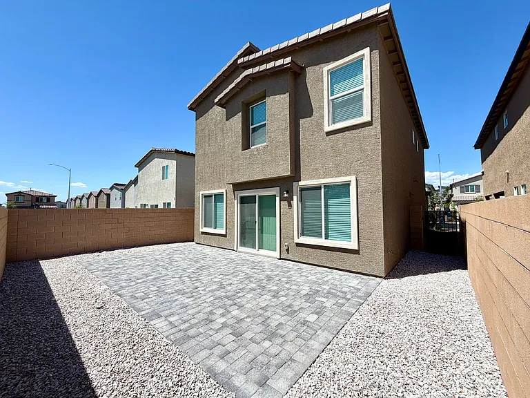 5646 Mesa Sedona St — Photo 37