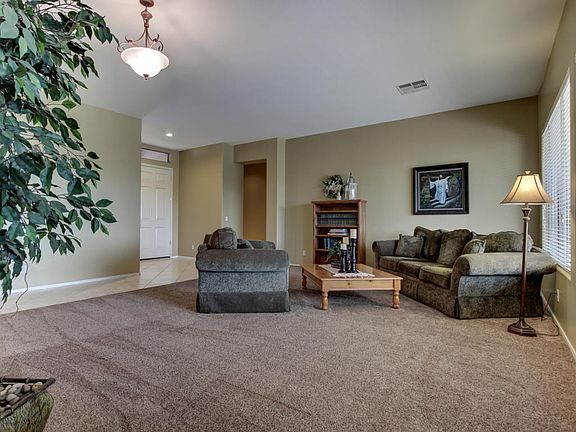 4th image of 9913 E Medina Ave