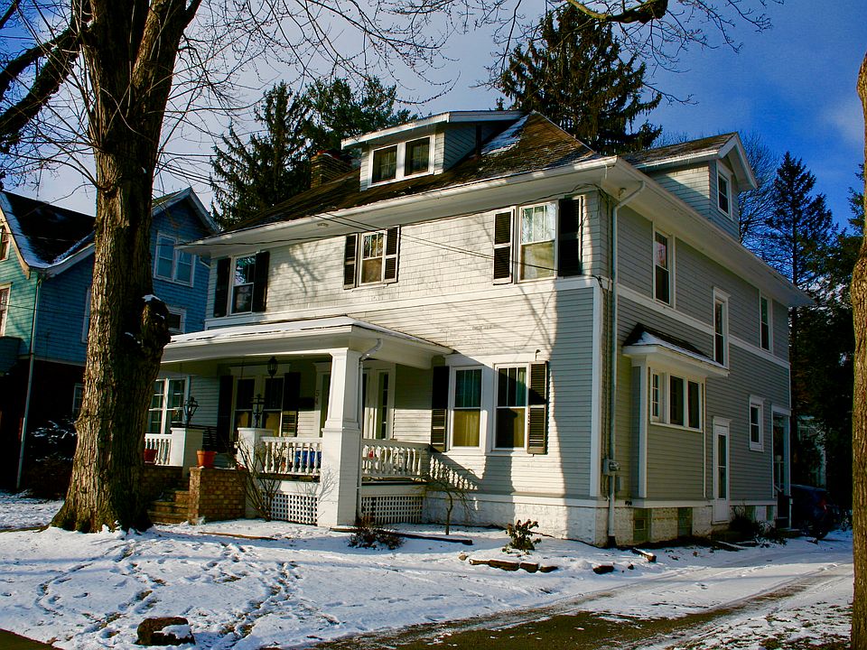 1st image of 54 Mayfield Ave