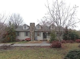 761 Hester Store Rd, Easley, SC 29640