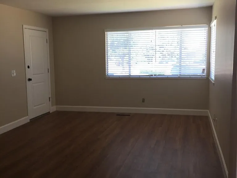 5763 Lalor Dr — Photo 3
