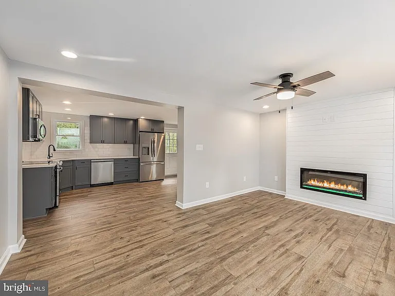 7109 N Shade Tree Ln — Photo 4