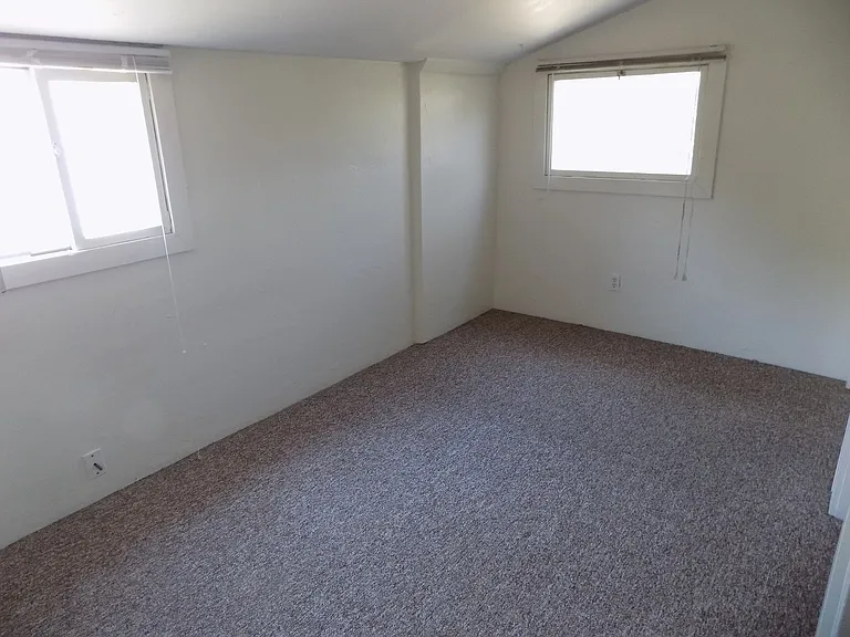 735 & 745 Grand Ave — Photo 18