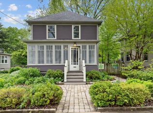 408 Walnut St, Batavia, IL 60510