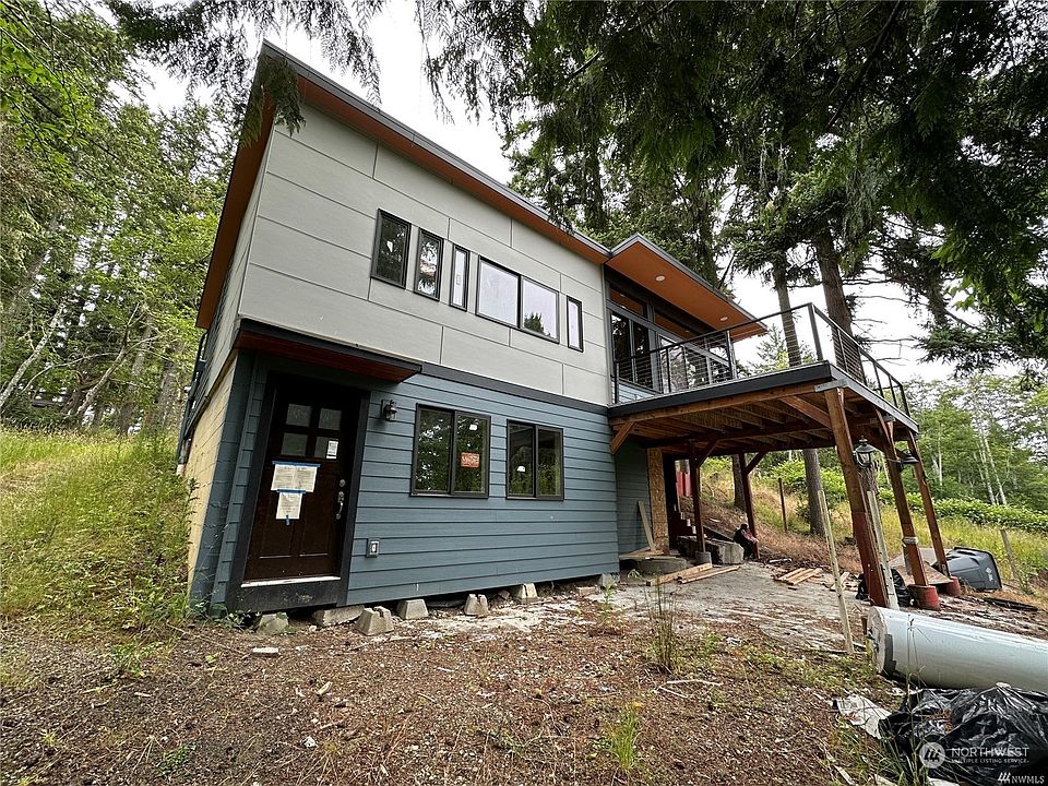 1st image of 822 E Herron Boulevard NW