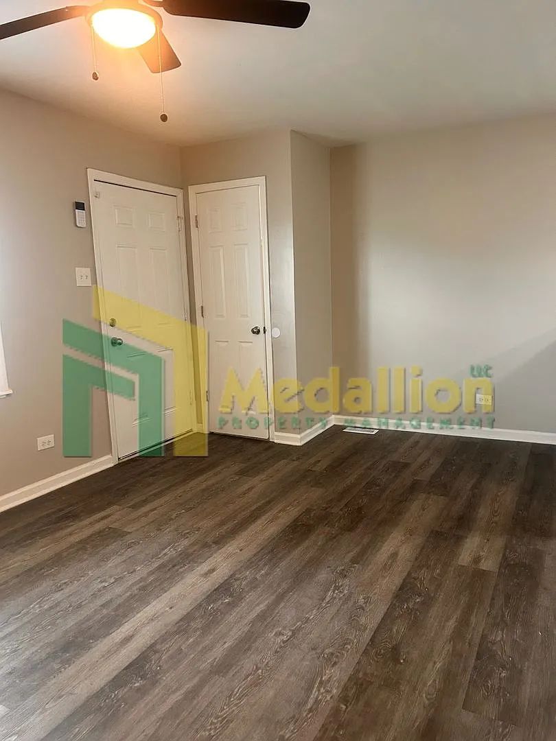 Updated 5-Bedroom Home on a Corner Lot — Photo 3