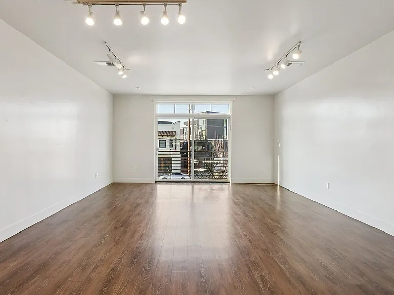The Broadway Triangle - Residential — Photo 8