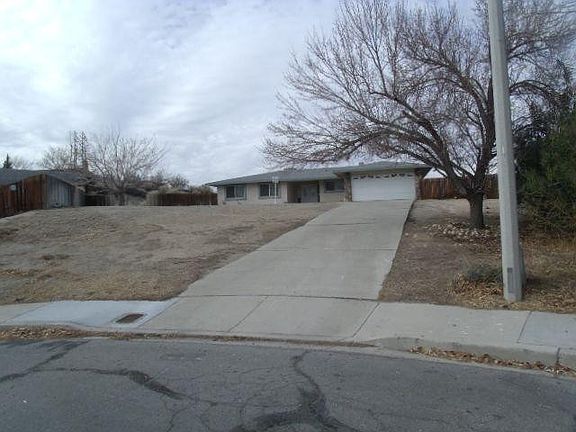 2nd image of 14478 Camrose Ct