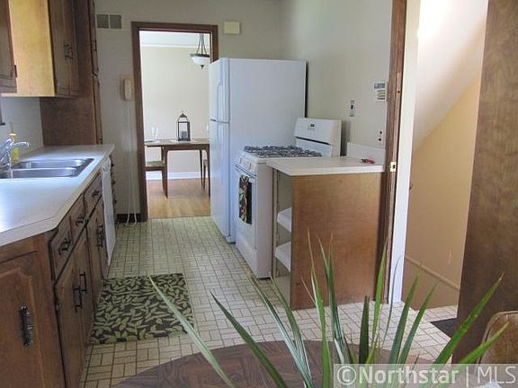 5th image of 4543 Upton Ave N