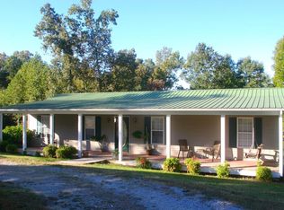 2038 Tinchtown Rd, Jamestown, TN 38556