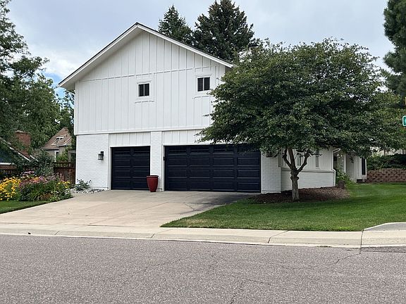 4th image of 10739 E Crestridge Cir