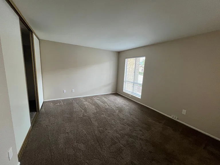 23205 Village 23 — Photo 11