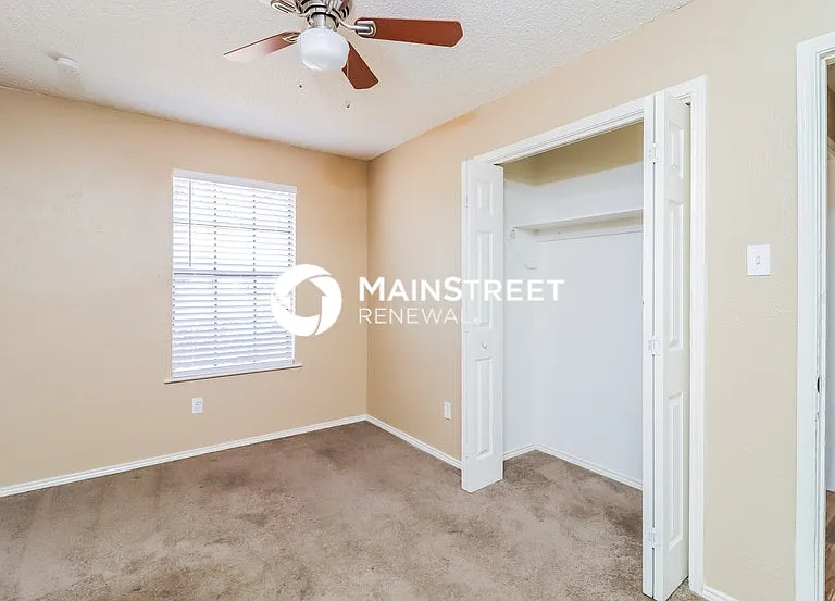 5715 Woodsetter Ct — Photo 10