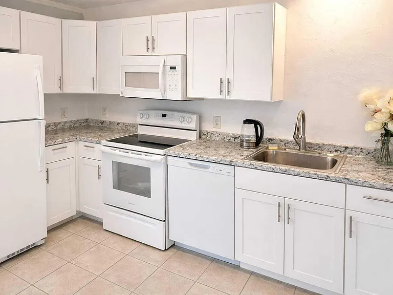 3314 Northside Dr #55 — Photo 5