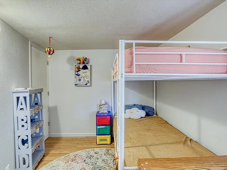 43 Scratch Ct — Photo 16