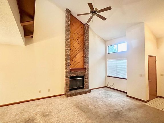 4th image of 1001 Alderwood Way