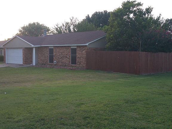 4th image of 5557 Adams Dr