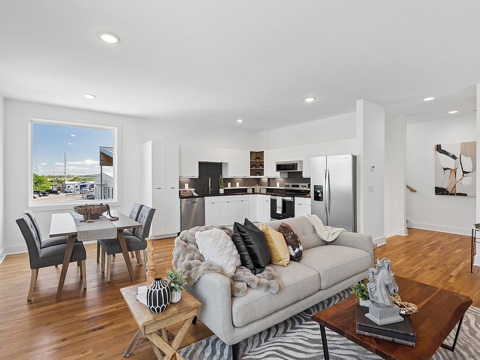 1st image of 2513 White Ave #14