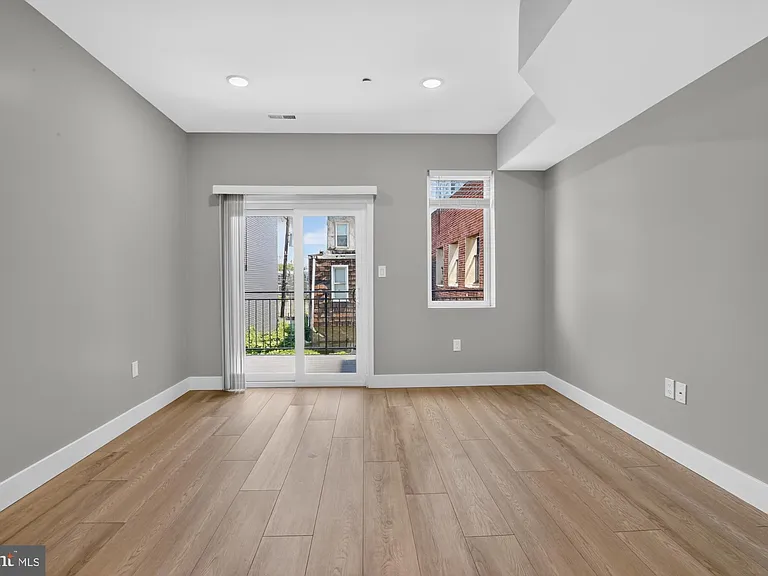 1843 E Hazzard St #2 — Photo 3