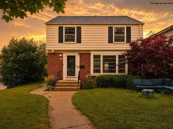 4315 N Wildwood AVENUE, Shorewood, WI 53211