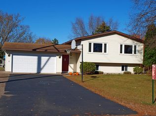 W6742 Strawberry Rd, Onalaska, WI 54650