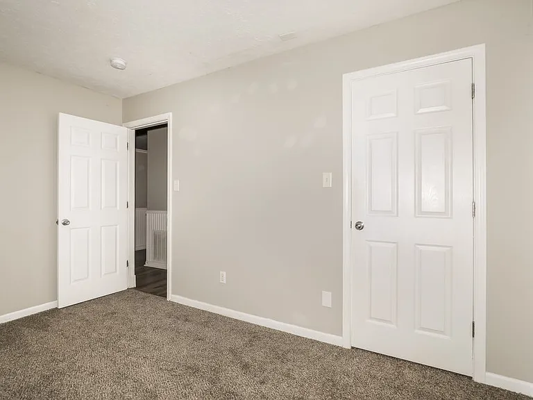 6210 Carrie Cir — Photo 13