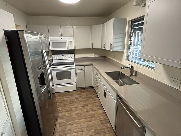 3rd image of 317 Keaniani St Unit D