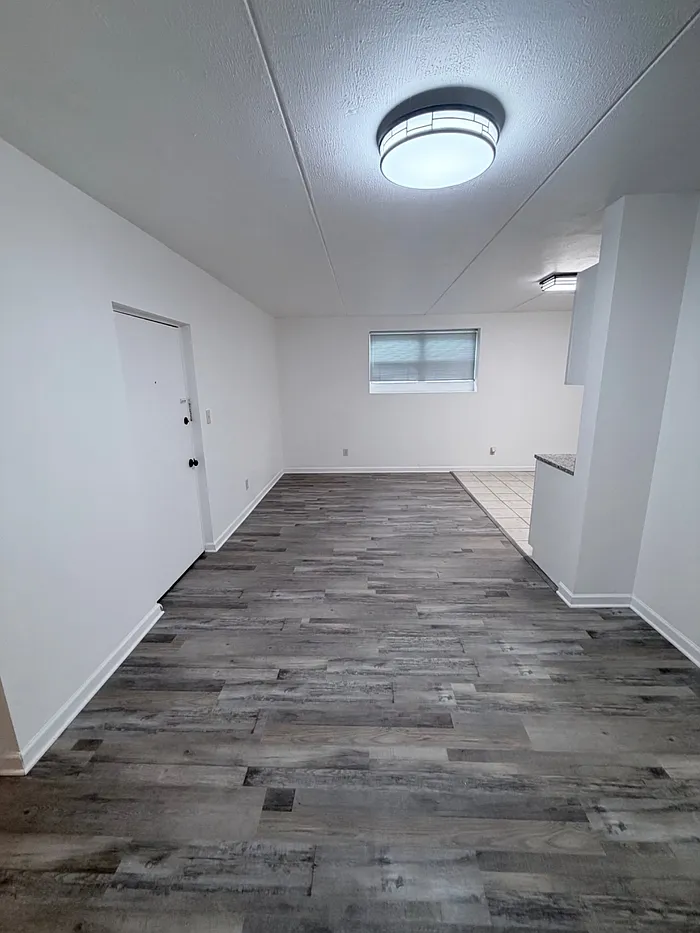 1 bed, 1.0 bath, $1,100 — Photo 1