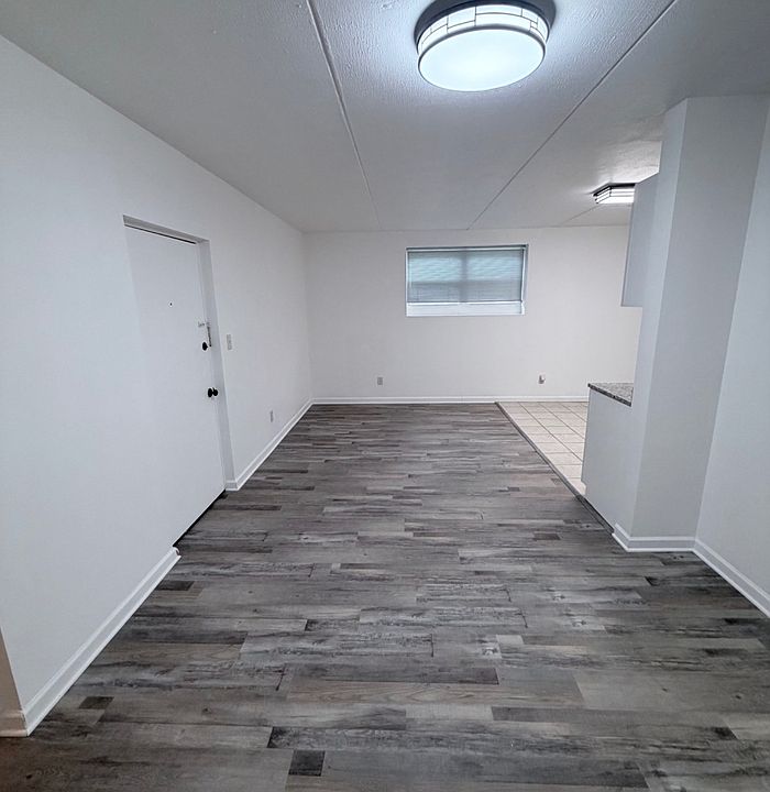 1st image of 115 E Middle St APT 1