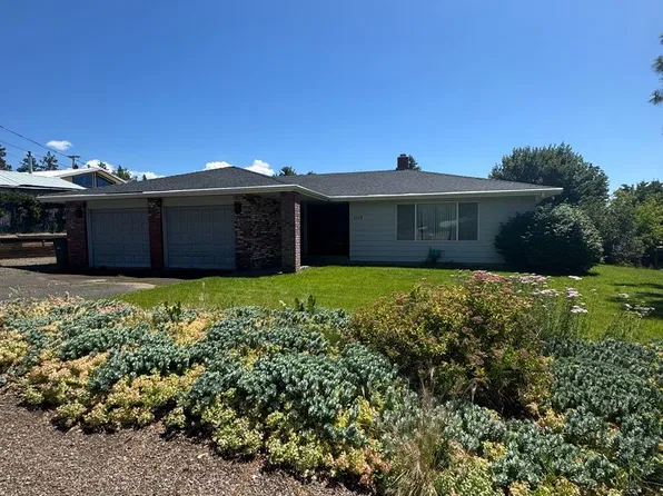1115 Maple St, Klamath Falls, OR 97601