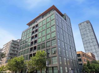 900 W Washington Blvd #802, Chicago, IL 60607