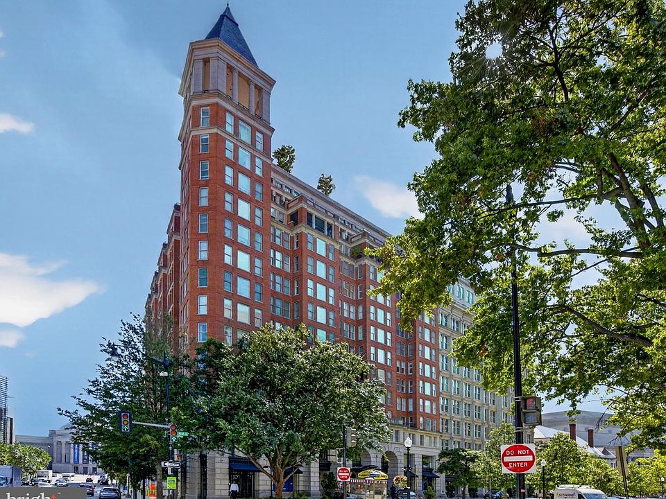 1st image of 601 Pennsylvania Ave NW APT 711