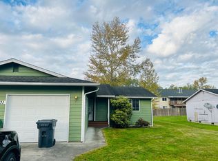 Adadow - Duplex E Broadway, Mount Vernon, WA 98274