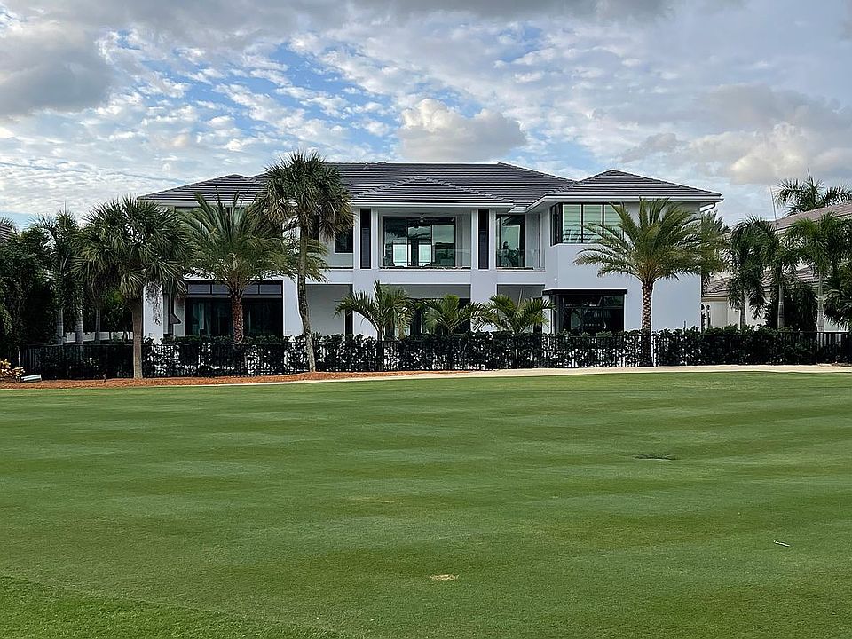 2nd image of 263 Fan Palm Rd