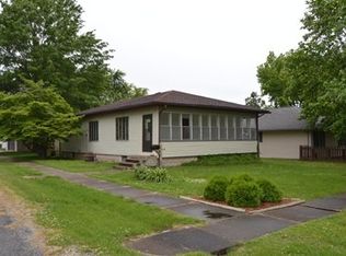 211 Vaux St, Zeigler, IL 62999