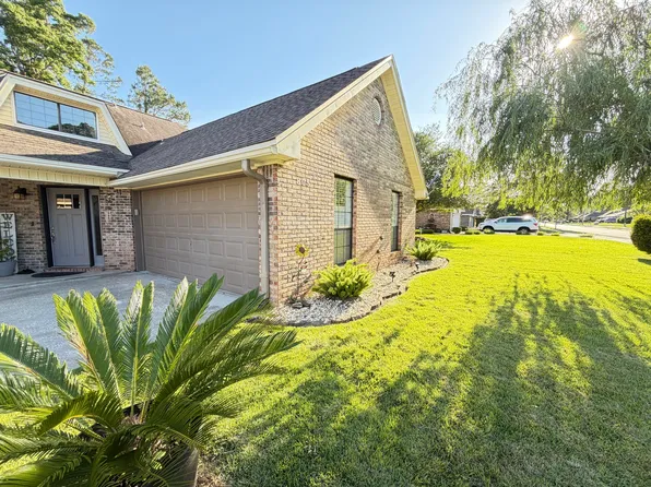 805 Overbrook Dr, Fort Walton Beach, FL 32547